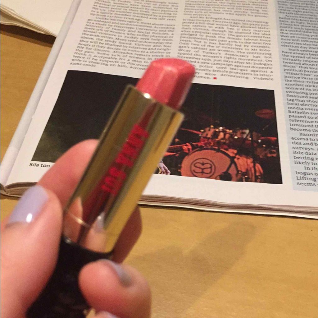 リップ スティック G/ANNA SUI/口紅を使ったクチコミ(2枚目)