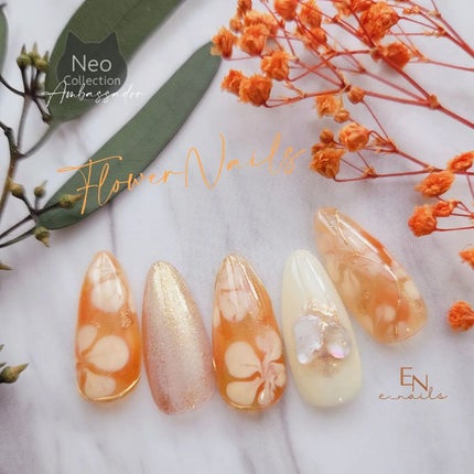 e_nails//フォロバ◎//ネイルとコスメ好きママ on LIPS 「@neocolle_gram今回はネコジェルコンテナタイプとボ..」(1枚目)