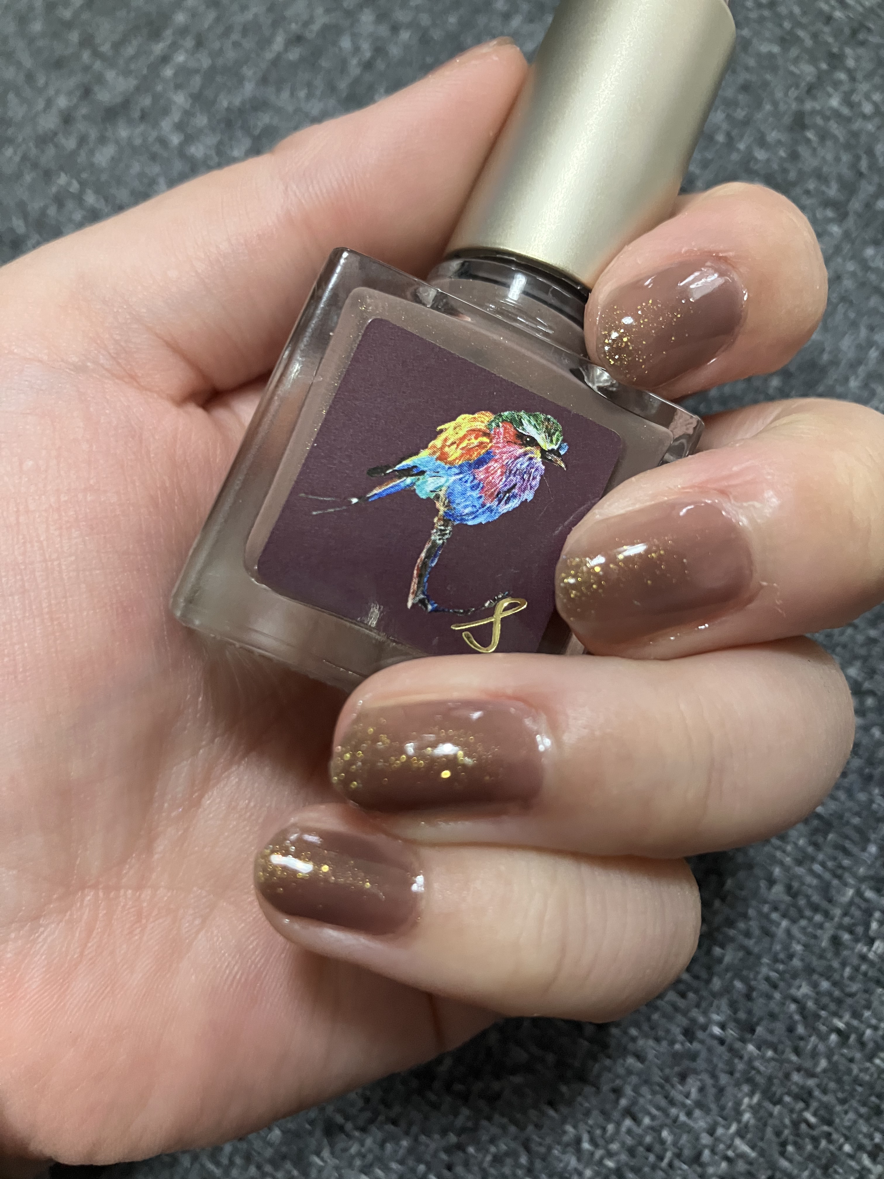 ネイルポリッシュ X64 GOLDEN YEARS/THREE/マニキュアを使ったクチコミ（1枚目）