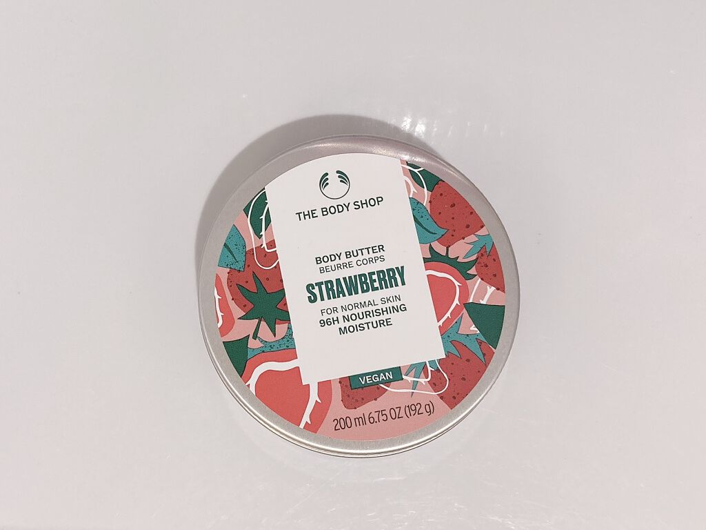 THE BODY SHOP ボディバター ストロベリーのクチコミ「ザボディショップ
リニューアル発売した
『ボディバター　ストロベリー』


イチゴのいい香りが.....」（1枚目）