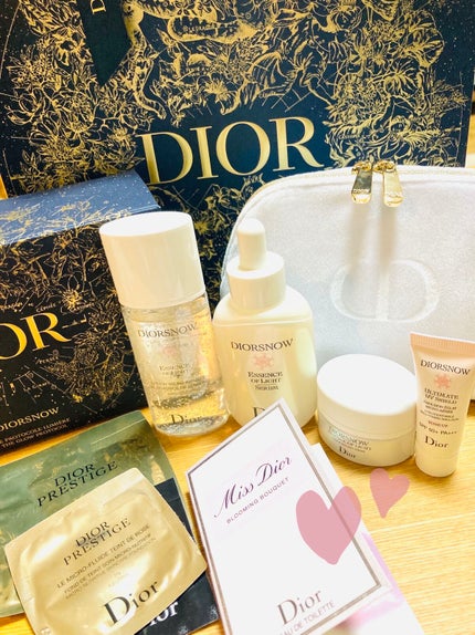 【旧】スノー アルティメット エッセンス オブ ライト/Dior/美容液を使ったクチコミ(1枚目)