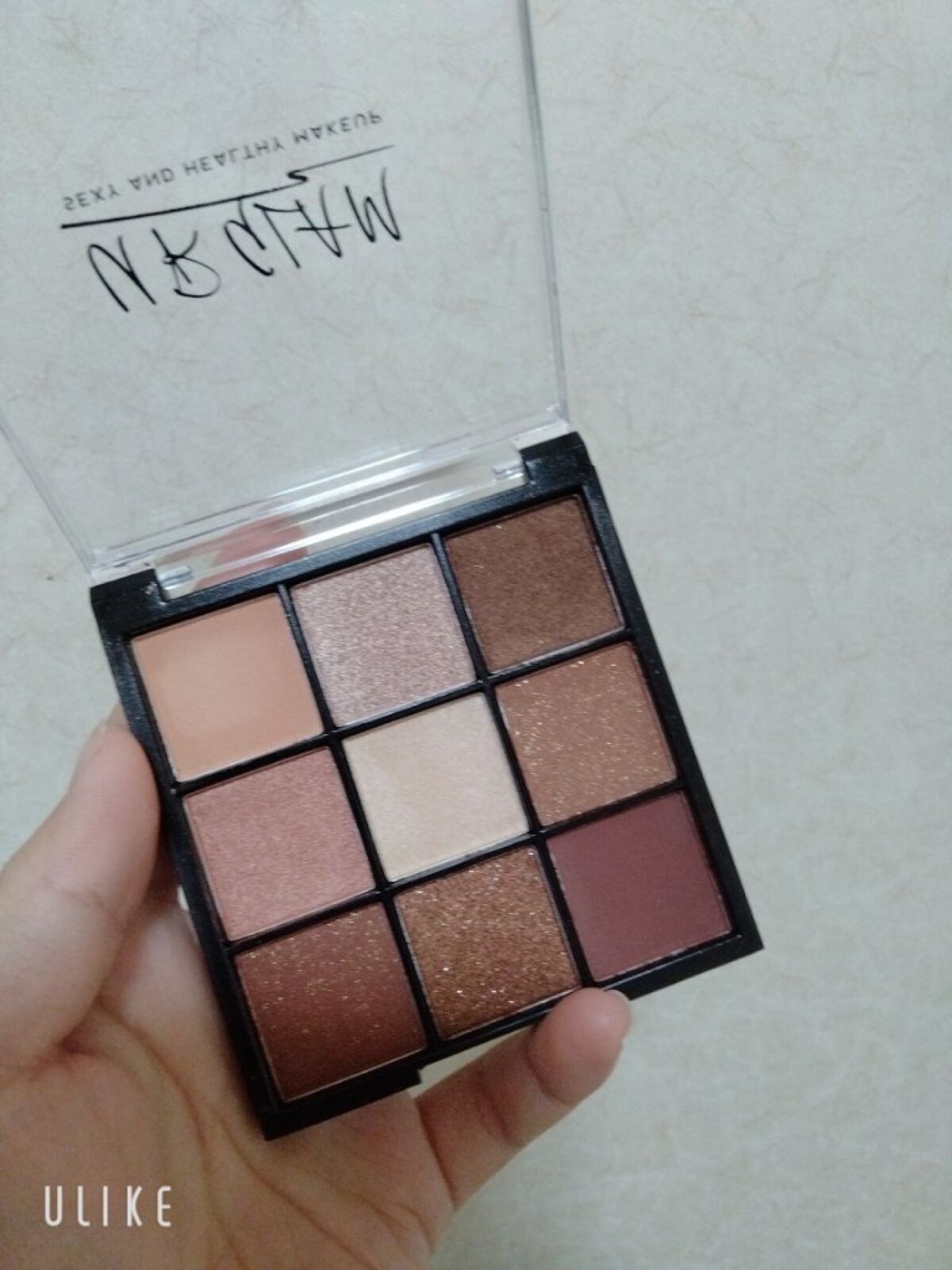 UR GLAM　BLOOMING EYE COLOR PALETTE/U R GLAM/アイシャドウパレットを使ったクチコミ（3枚目）