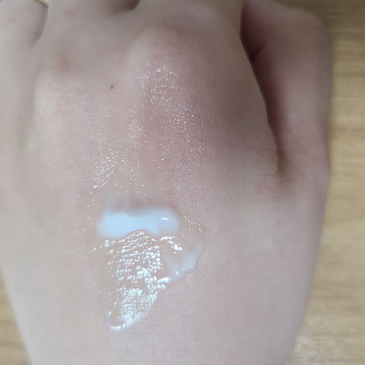 ピュアアルテミシア カーミングウォータークリーム/HANYUL(ハンユル)/フェイスクリームを使ったクチコミ(3枚目)