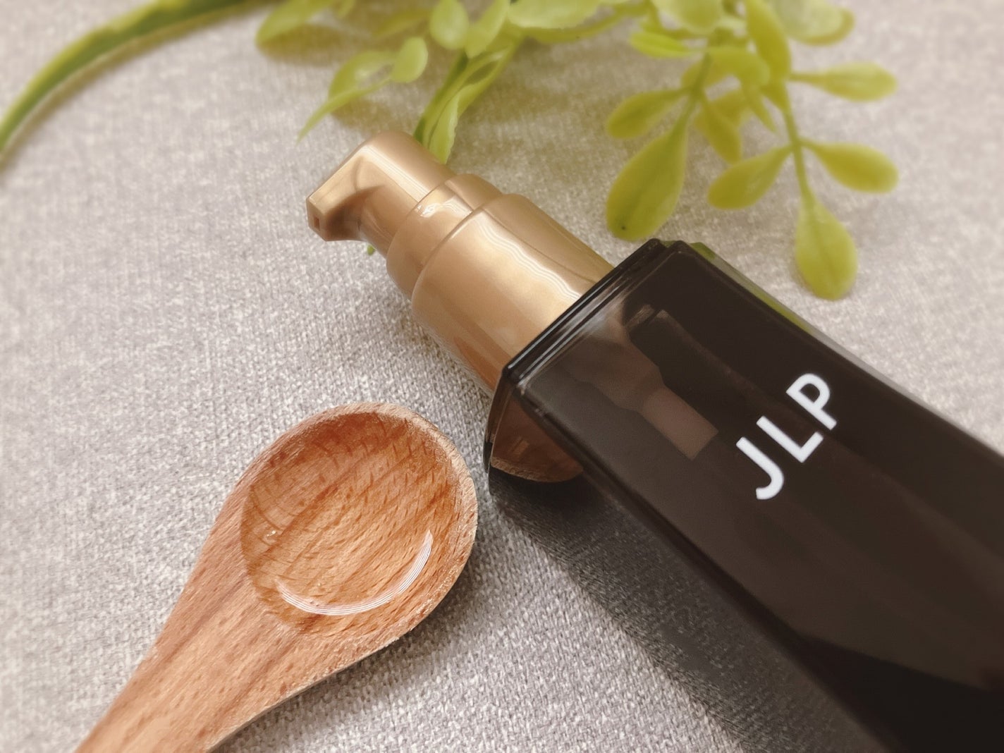 ぴぴちゃん22@フォロバ100% on LIPS 「ボディにもヘアにも使える♡カナリシェスマルチルミナスオイル🌿▶..」(1枚目)