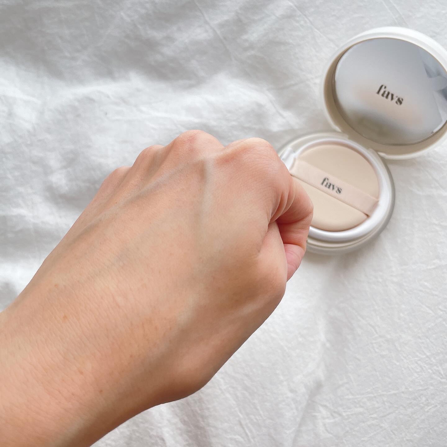 カーミンググロウアップクッションファンデーション/favs/リキッドファンデーションを使ったクチコミ（2枚目）