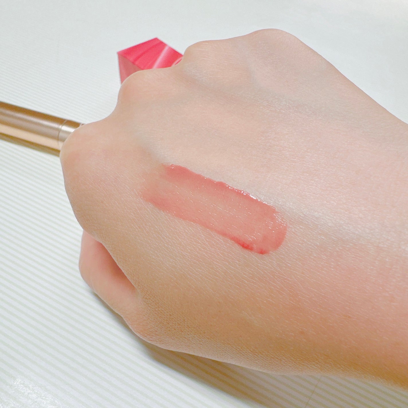 ゲットイットティントグレーズバーム/TONYMOLY/リップティントを使ったクチコミ(4枚目)