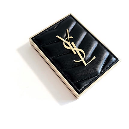 クチュール ミニ クラッチ/YVES SAINT LAURENT BEAUTE/アイシャドウパレットを使ったクチコミ(4枚目)