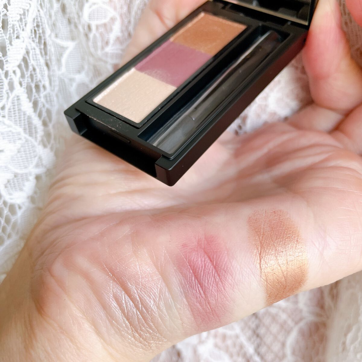 セルヴォーク インディケイトアイブロウパウダー 08 プラムブラウン/Celvoke/パウダーアイブロウを使ったクチコミ（2枚目）