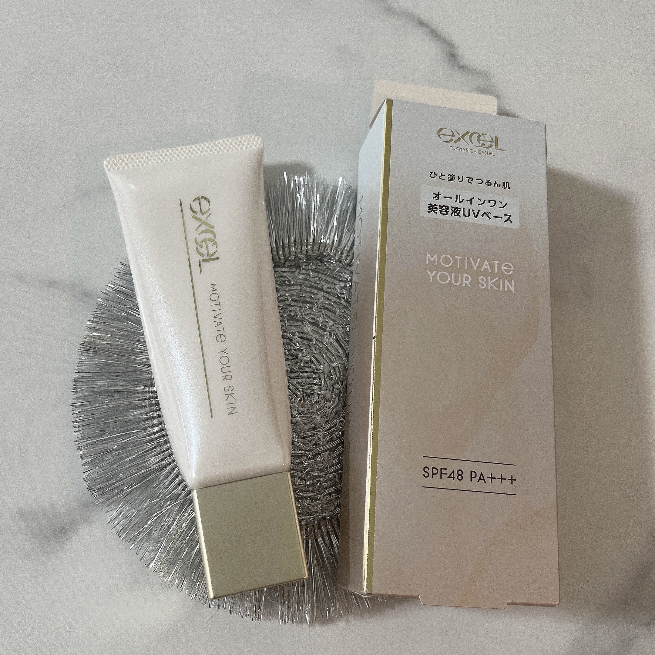 ---excel
モチベートユアスキン

excel新作の下地が当選しました🎉*°

今まで使用していた下地にも満足していたのですが
それを超えてくる使い心地だったのでレポします✐


CCクリームくらいのカバー力で
自然にトーンアップし