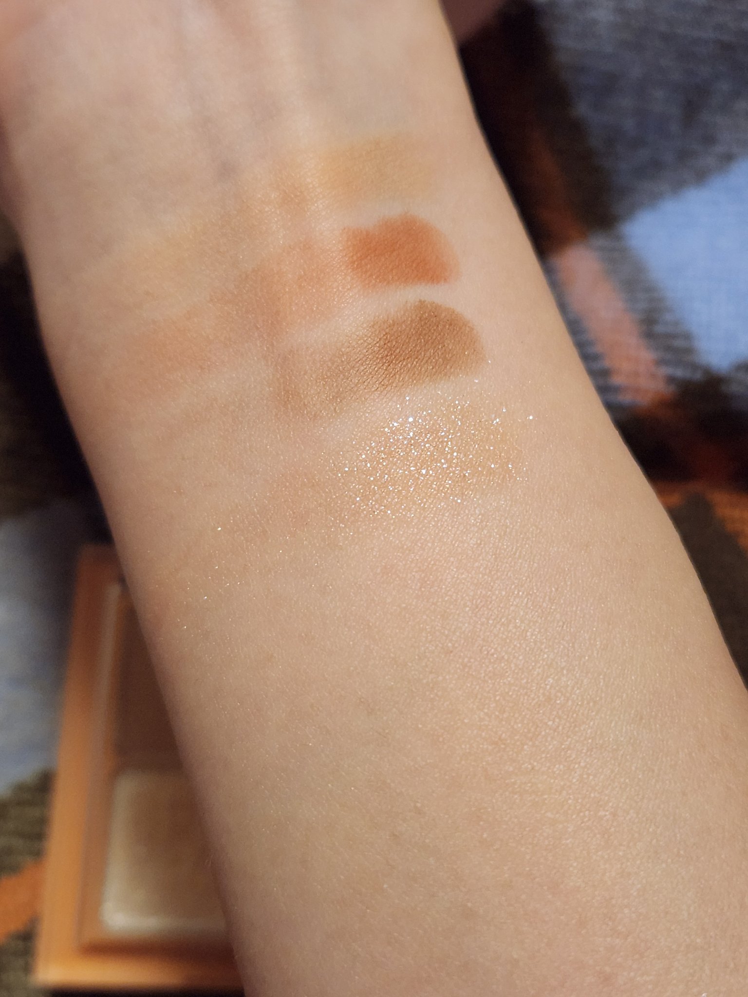 ベターザンアイズ ミュージックシリーズ #M01 ドライアップルブロッサム/rom&nd/アイシャドウパレットを使ったクチコミ（3枚目）