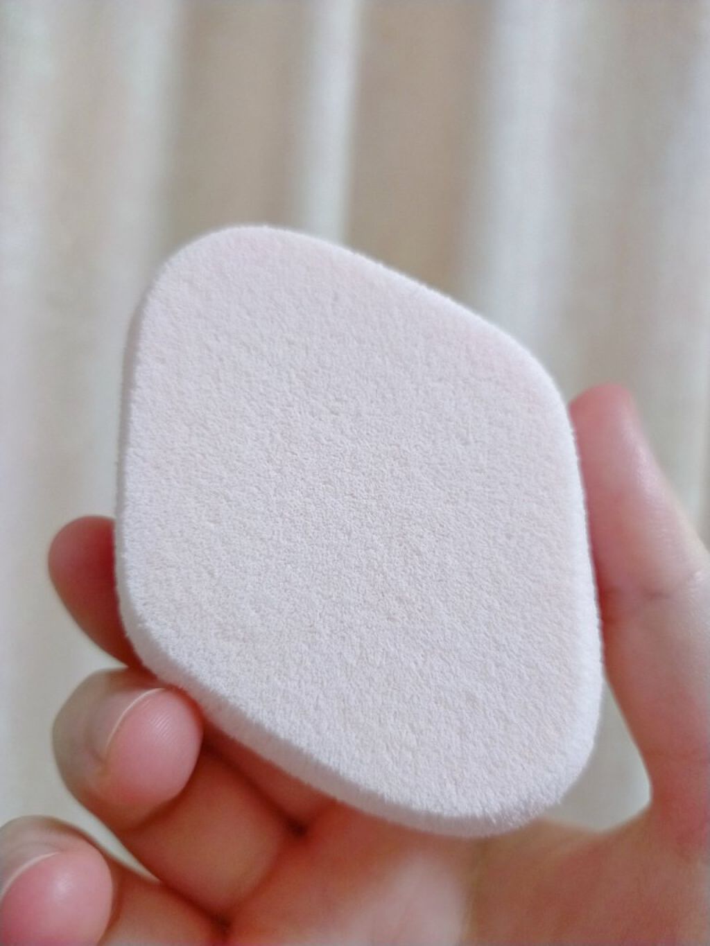 シフォンタッチスポンジN ダイヤ型 1個入り/ロージーローザ/パフ・スポンジを使ったクチコミ（3枚目）