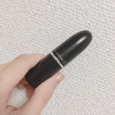 MAC
リップスティック💄
コーラルブリス

Qoo10での購入品です。
1.999円でした^^*
ずっとMACのリップが気になってたので、安く手に入って良かったです。

テクスチャーは重めで唇にフィッ