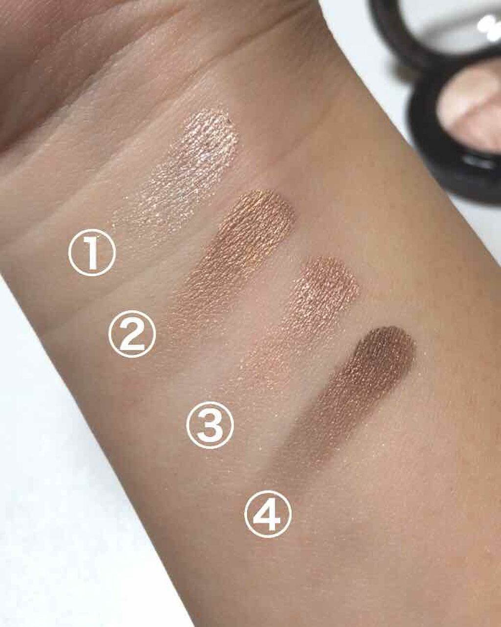 ミネラライズ アイシャドウ ソウルトライブ/M・A・C/アイシャドウパレットを使ったクチコミ（3枚目）