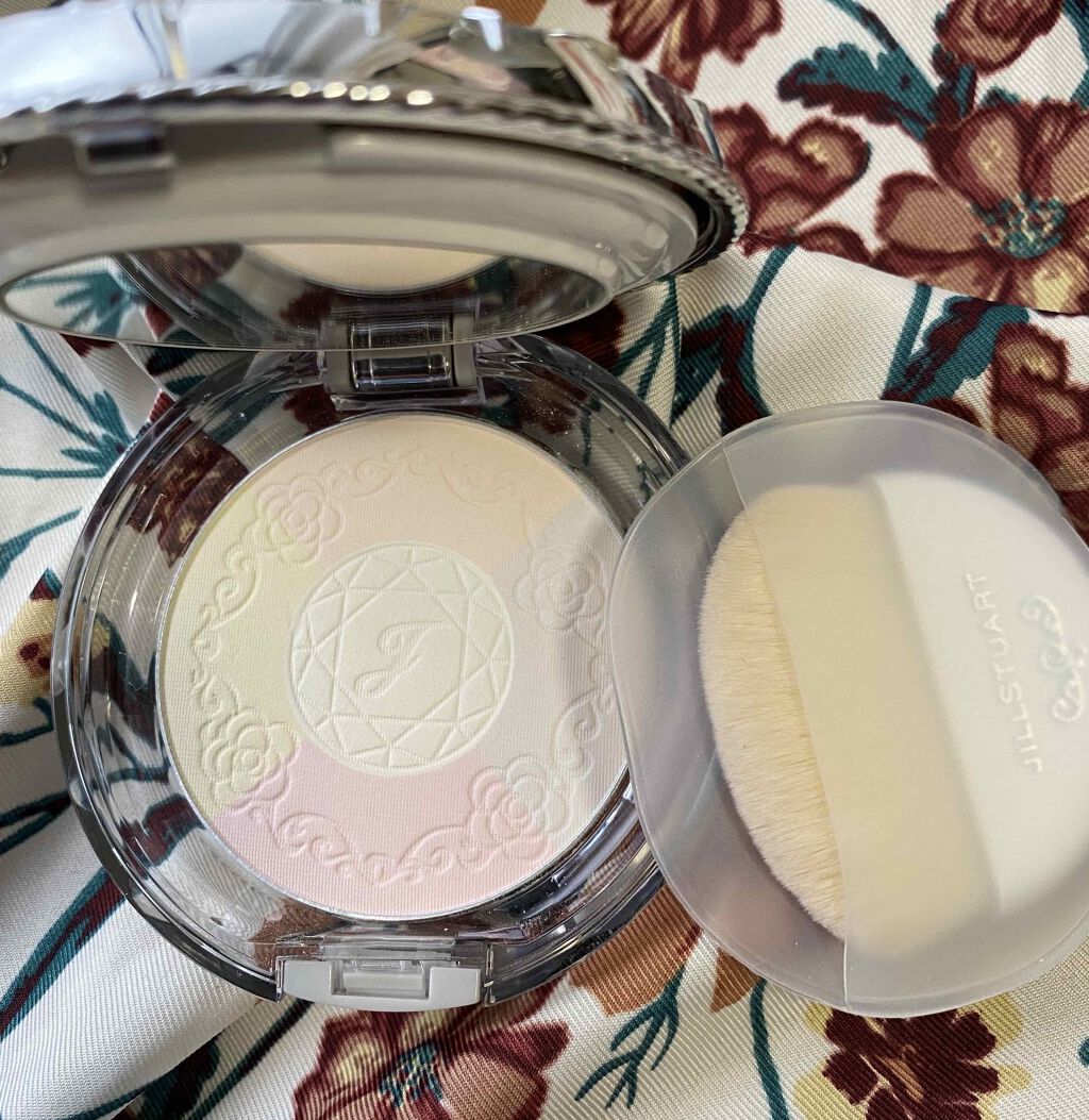 クリスタルルーセント フェイスパウダー/JILL STUART/プレストパウダーを使ったクチコミ（1枚目）