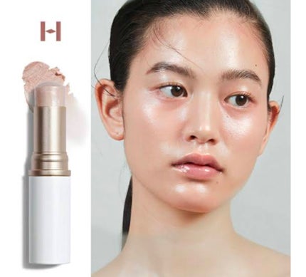 トゥルーディメンションラディアンスバーム/hince/スティックハイライトを使ったクチコミ(1枚目)