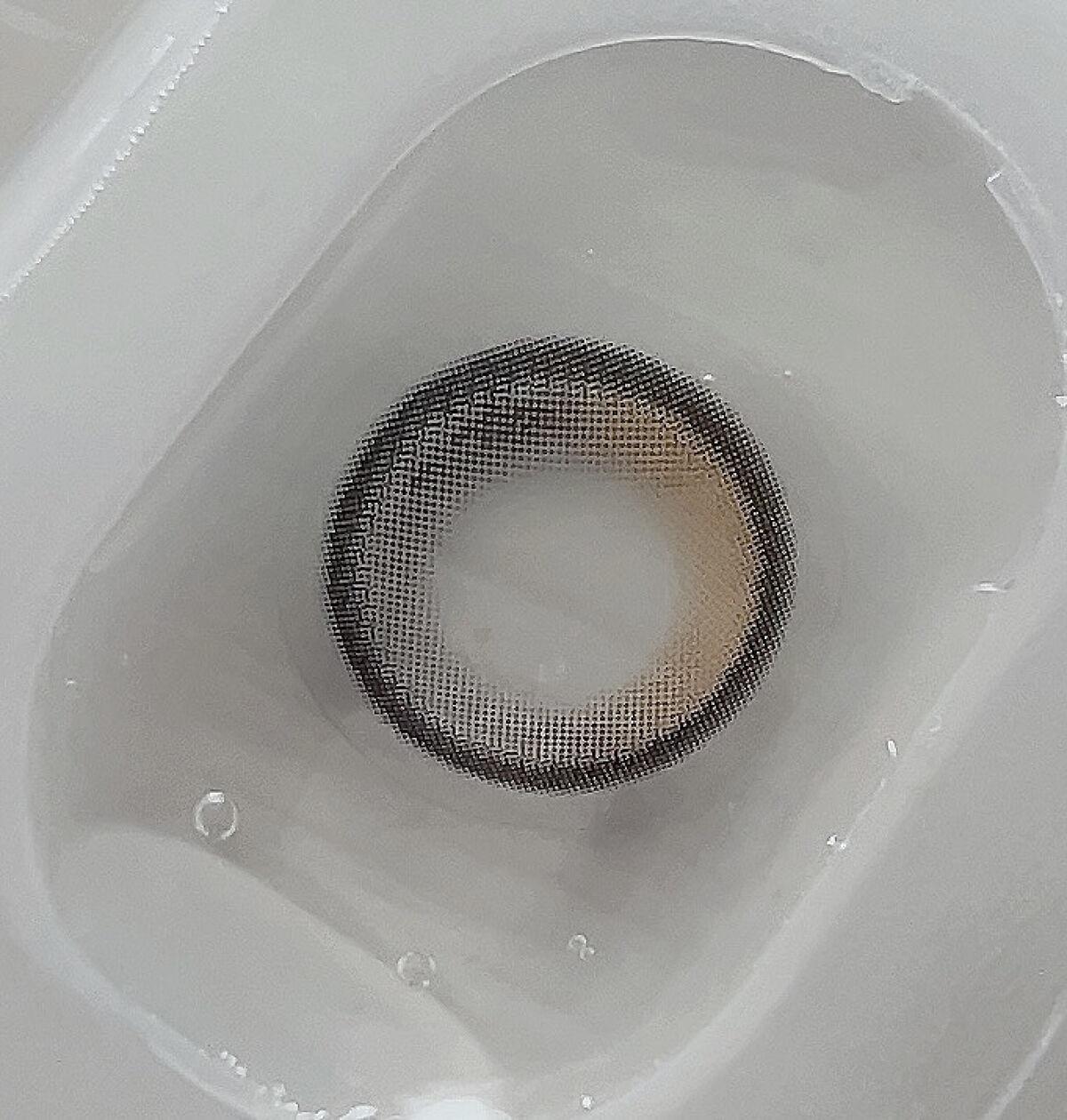 akma/AKMA by LENSME/カラーコンタクトレンズを使ったクチコミ（3枚目）