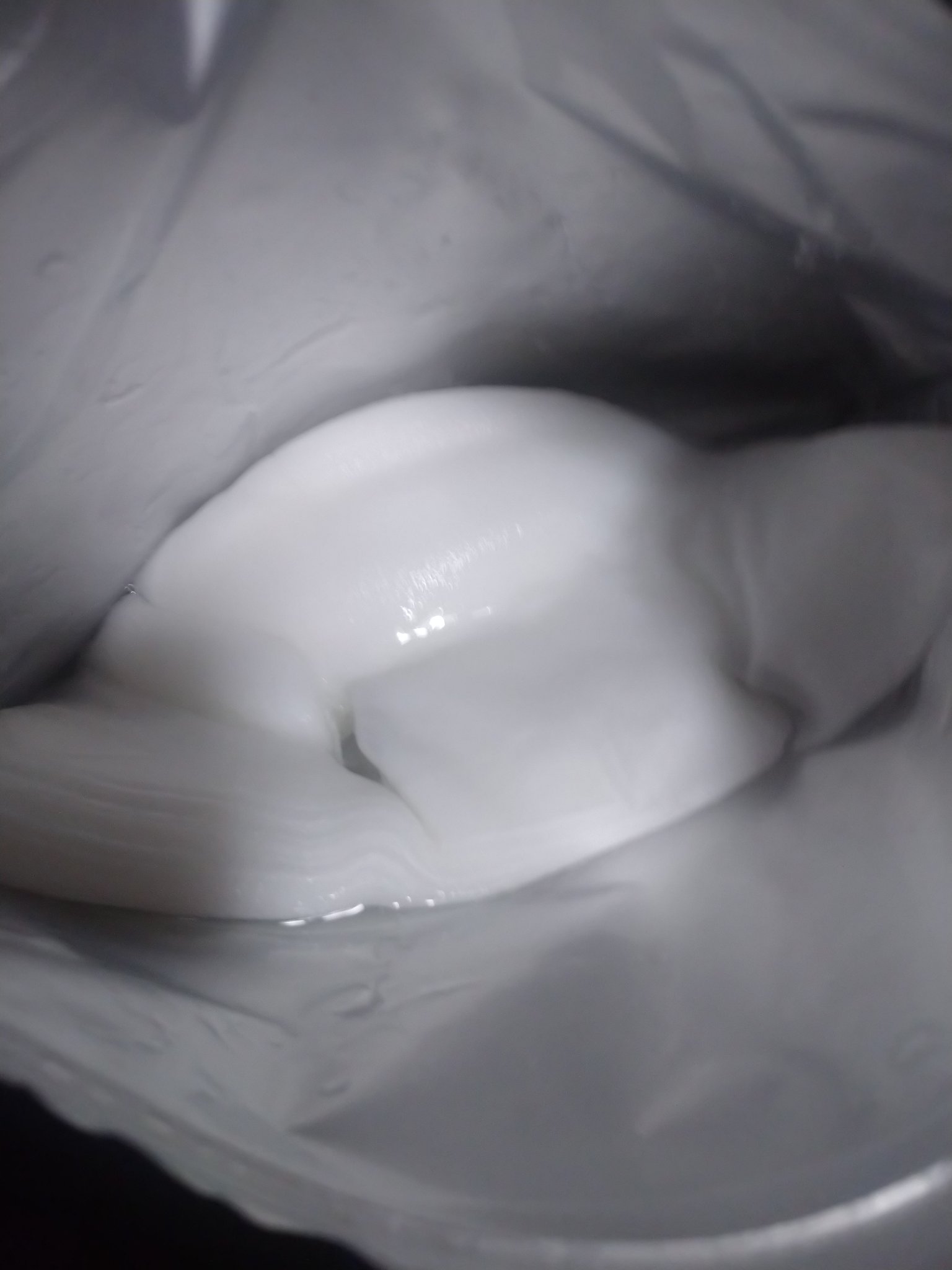 Make.iN NMNモイストフェイスマスクのクチコミ「Make.i NMN×5種セラミドパック

大好きなNMN配合のパックでセラミドも入っていて
.....」（2枚目）