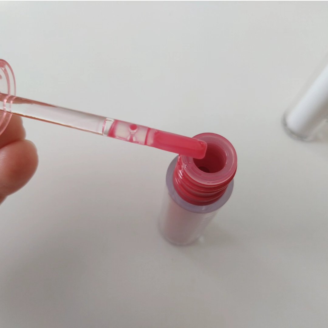 フローウェーブティント/COSNORI/リップティントを使ったクチコミ（3枚目）