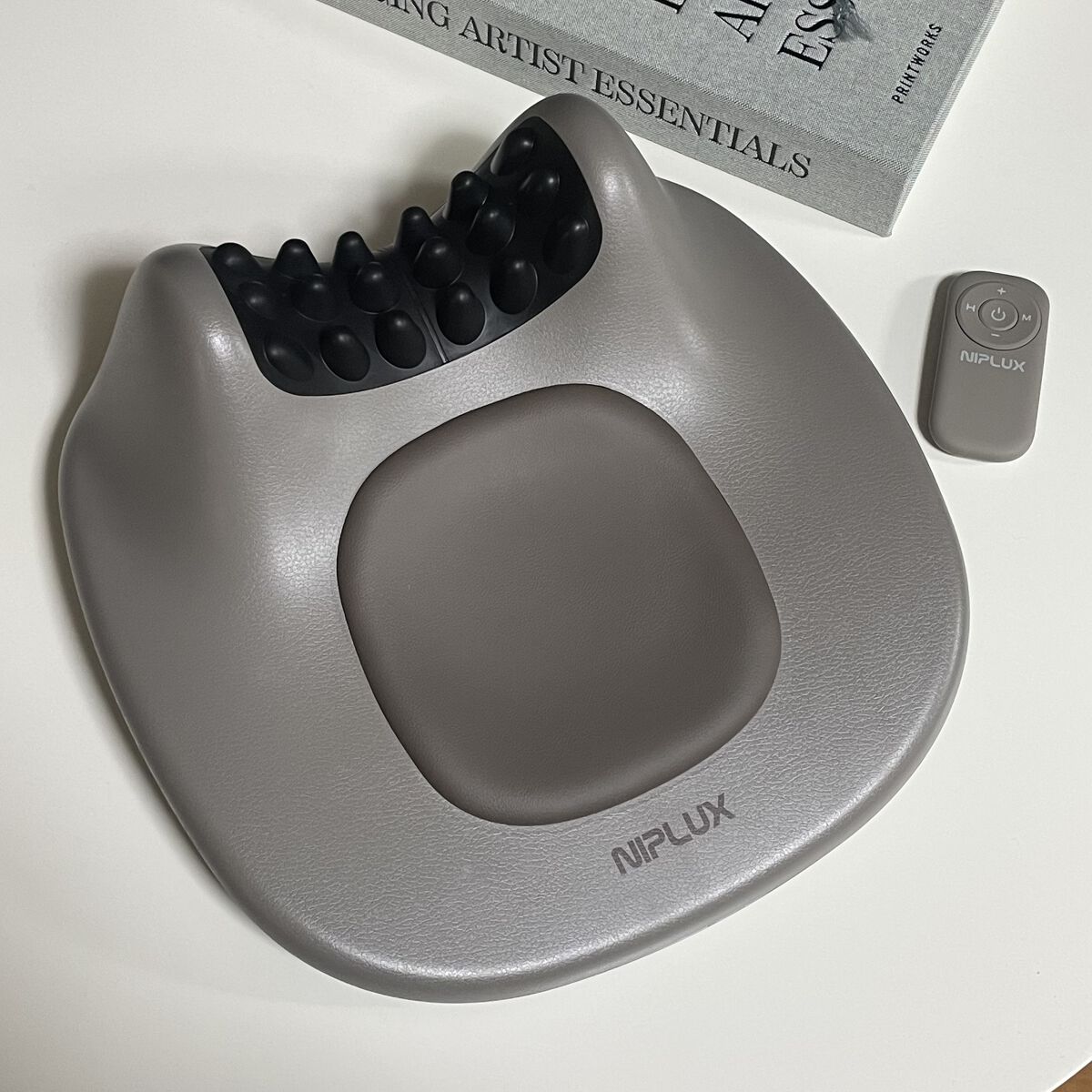 NECK PREMS/NIPLUX/ネックマッサージャーを使ったクチコミ（1枚目）