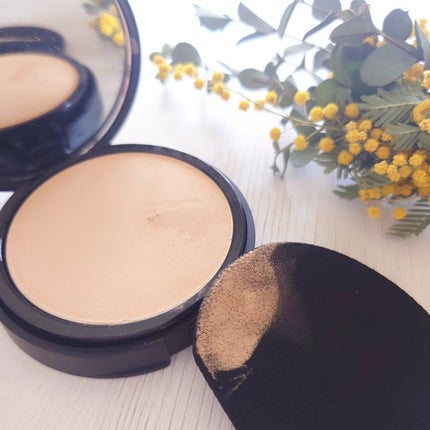 ベアプロ 16HR パウダー ファンデーション ライト 20 ウォーム/bareMinerals/パウダーファンデーションの画像