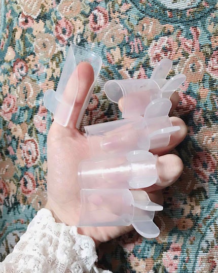 セリア ネイルガードのクチコミ「🌸100円均一購入品*ネイルガード🌸
ずっとずっっと100均に行くたびに気になっていた商品を.....」(3枚目)