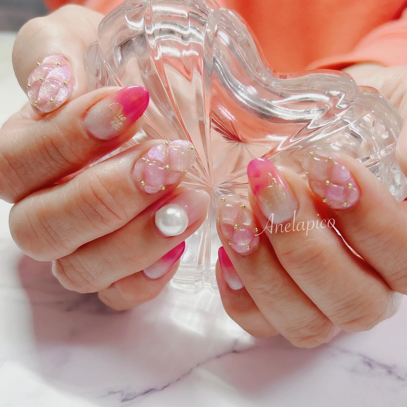 mamico on LIPS 「*お客様ネイル💅✨takako_naka貴子さんの、ぷくぷくマ..」(1枚目)