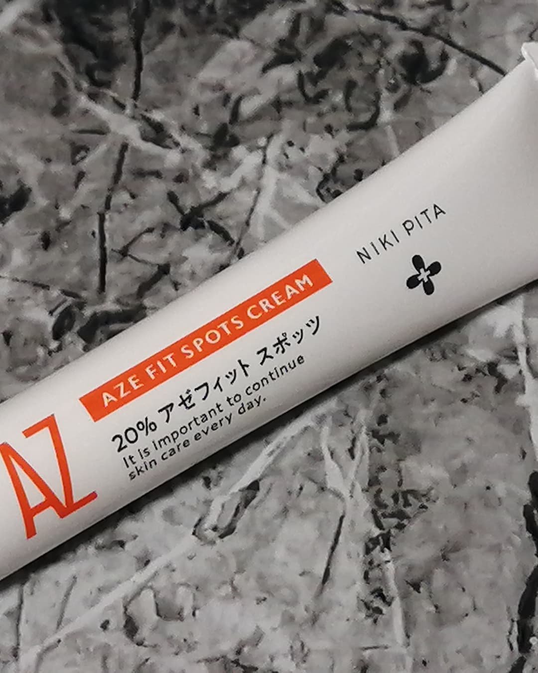 AZ アゼフィットスポッツ/NIKI PITA/フェイスクリームを使ったクチコミ（2枚目）
