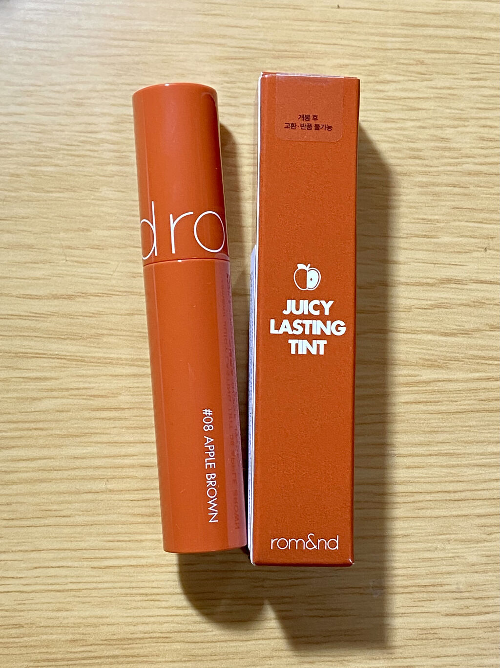 ジューシーラスティングティント/rom&nd/リップティントを使ったクチコミ（2枚目）