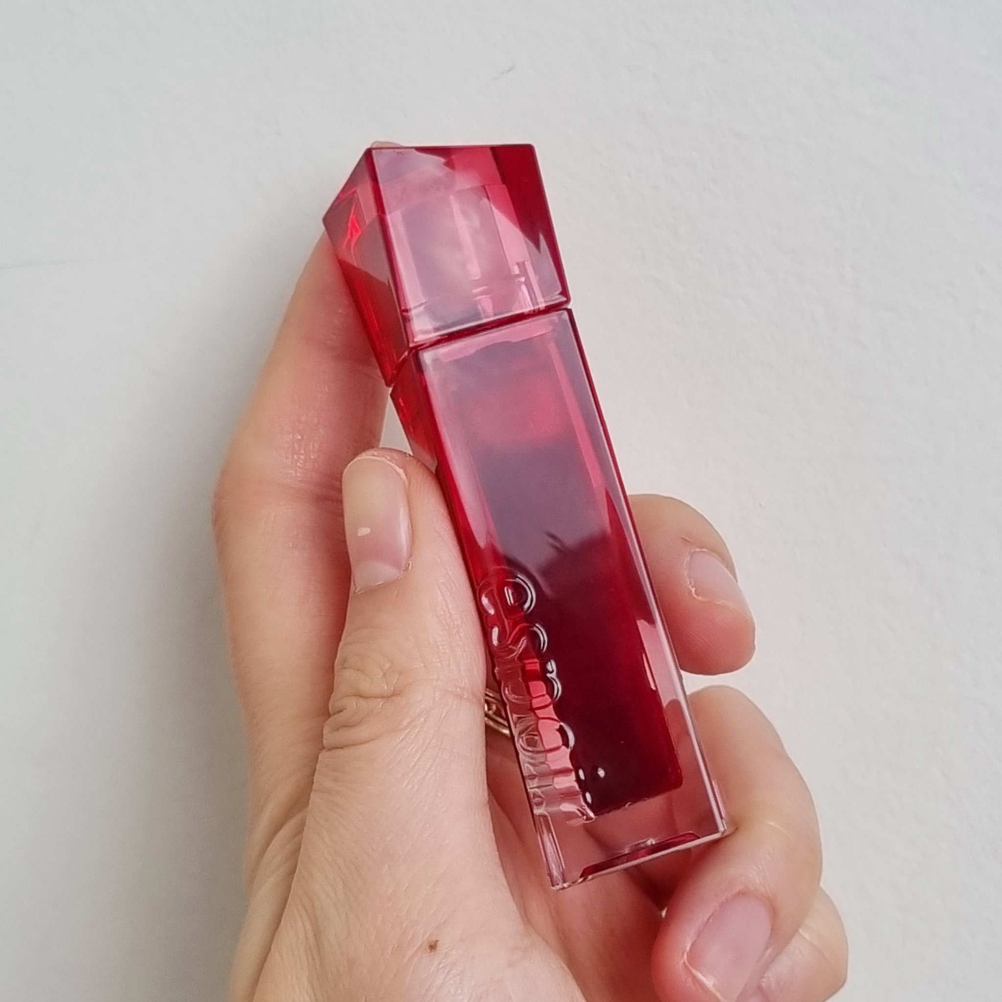 クチュールリップティント デューイグロイ 01 ブージルビー/espoir/リップティントを使ったクチコミ（2枚目）