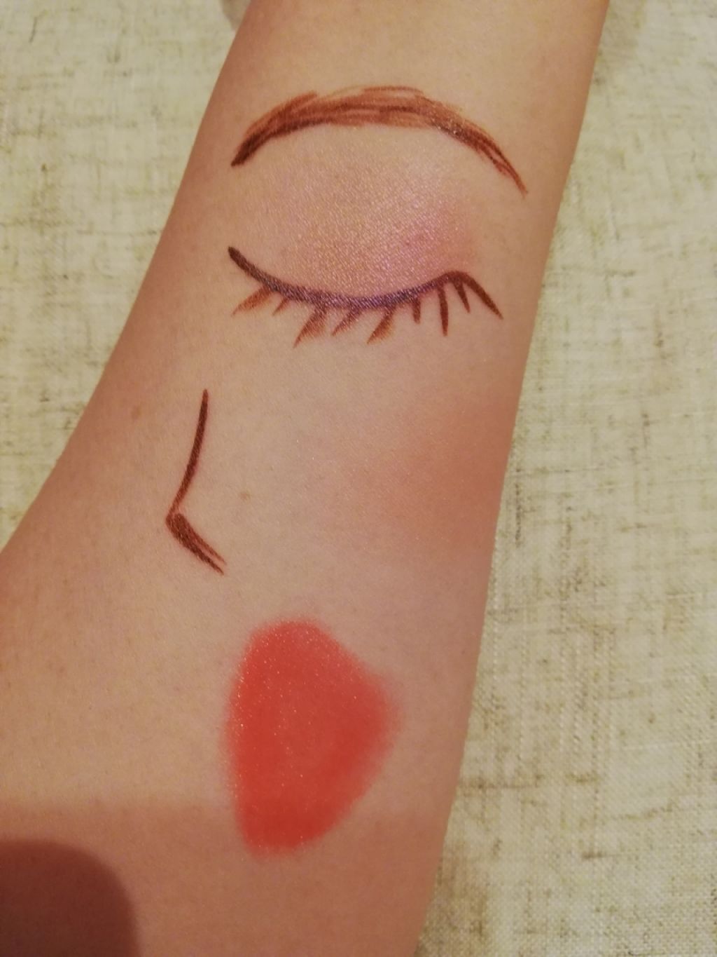 ヴォリュプテ プランプインカラー/YVES SAINT LAURENT BEAUTE/口紅を使ったクチコミ（2枚目）