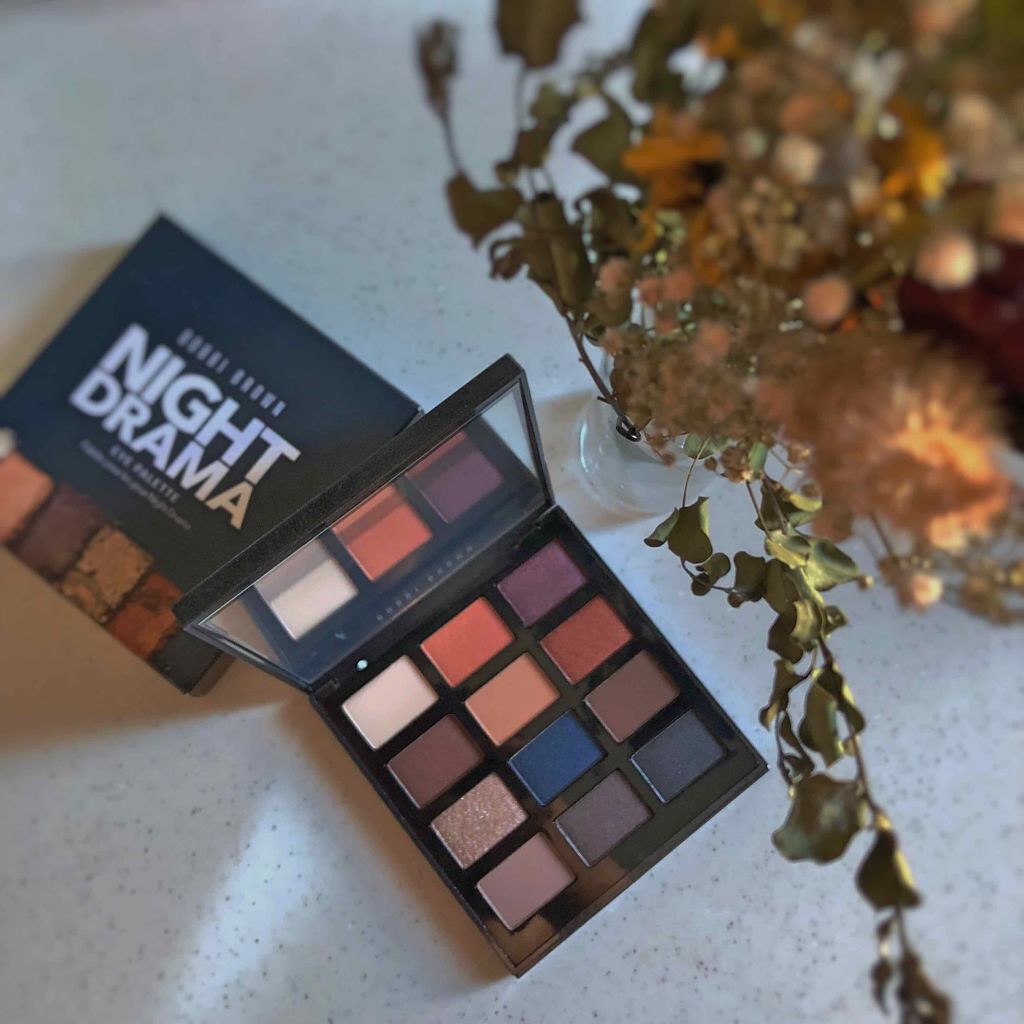 ナイト ドラマ アイ パレット/BOBBI BROWN/メイクアップキットを使ったクチコミ（1枚目）