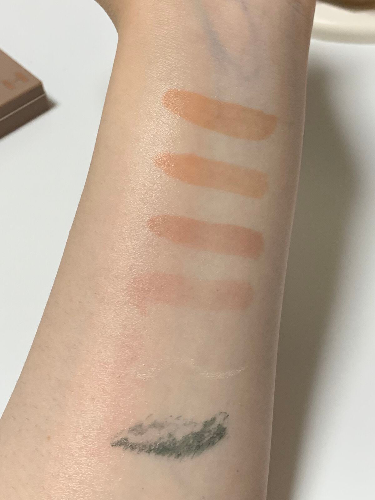 ニューデップスアイシャドウパレット/hince/アイシャドウパレットを使ったクチコミ(8枚目)