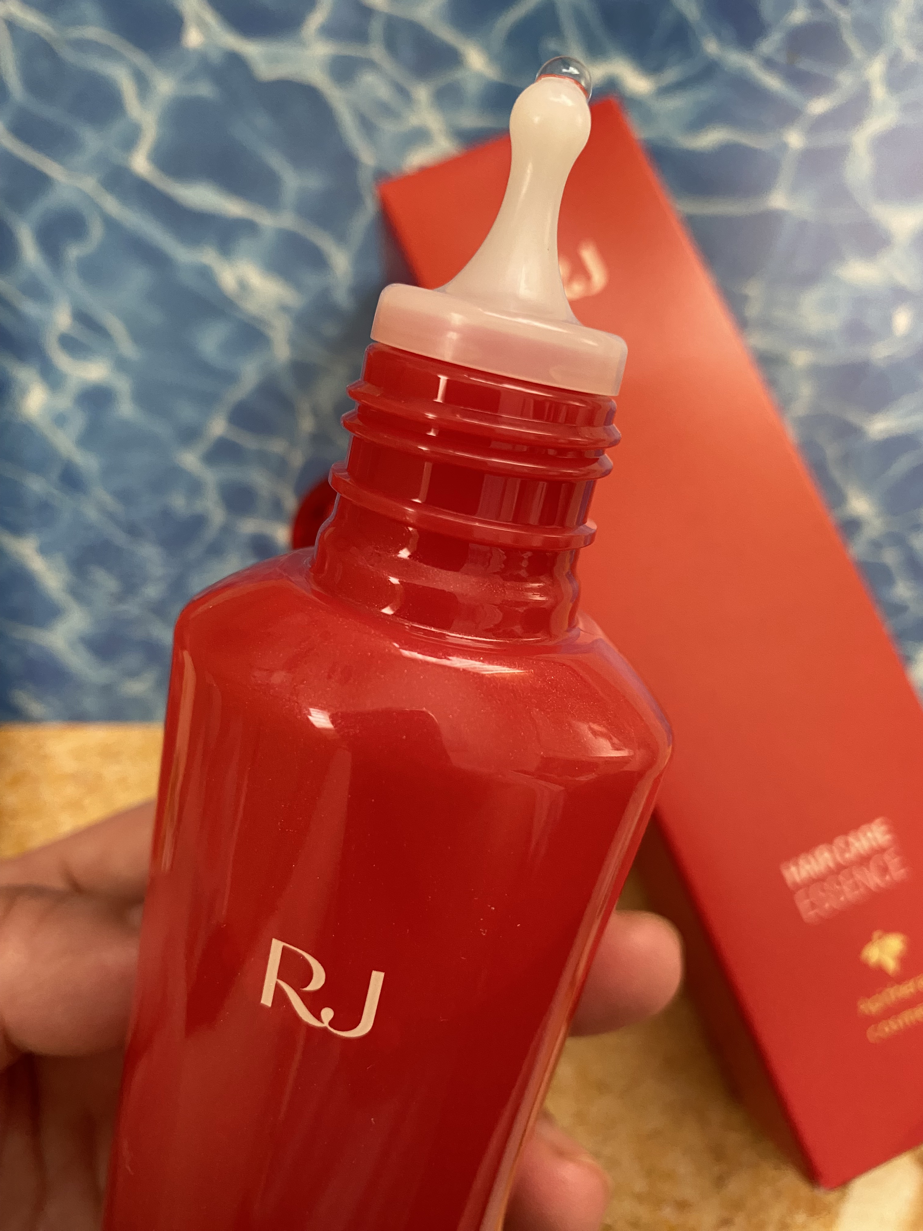 薬用 RJ地肌ケア エッセンス /アピセラピーコスメティクス/頭皮ローションを使ったクチコミ（2枚目）