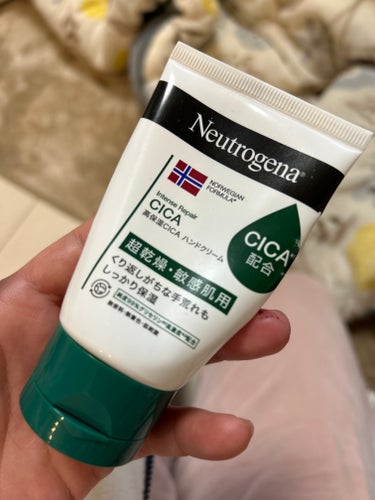 ノルウェーフォーミュラ インテンスリペア CICA ハンドクリーム/Neutrogena/ハンドクリームを使ったクチコミ（1枚目）