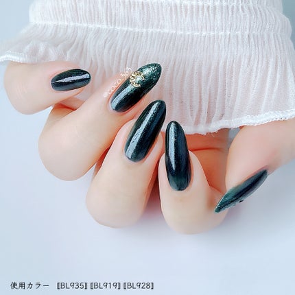 ネイルホリック Future Metal/ネイルホリック/マニキュアを使ったクチコミ(8枚目)