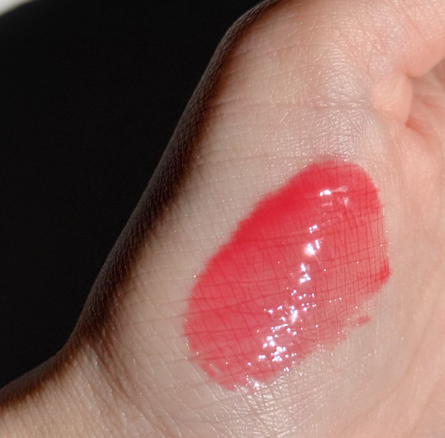 フィー 3Dボリューミンググロス/fwee/リップグロスを使ったクチコミ（3枚目）