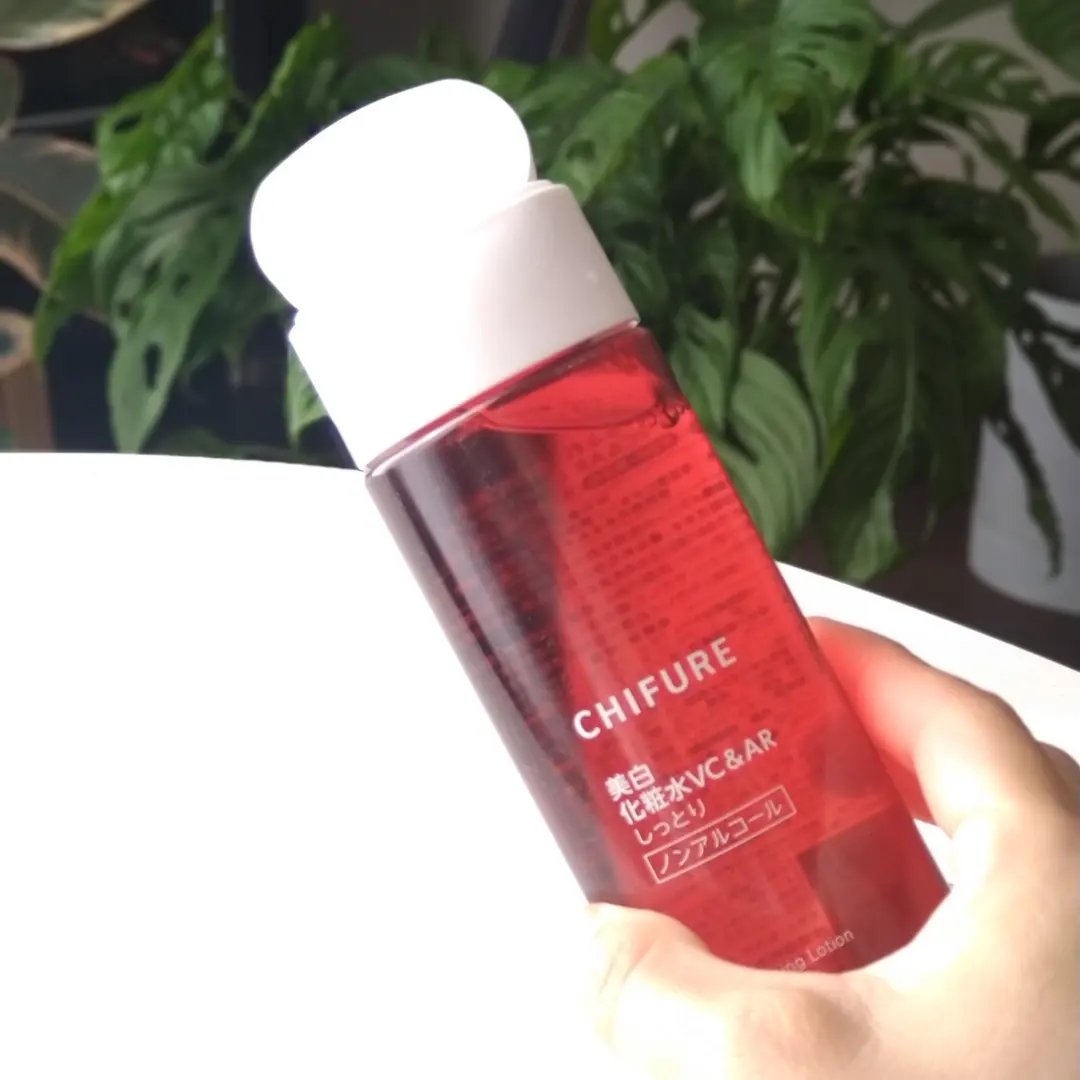 美白化粧水 VC&AR しっとりタイプ 本品/ちふれ/化粧水を使ったクチコミ（2枚目）
