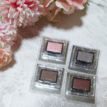 MN MY MIXED PALETTE 4色カスタムパレットのクチコミ「アイシャドウ、リップ&チーク、ハイライトのバリエーションから、肌の色や普段のスタイル・気分や理.....」(3枚目)