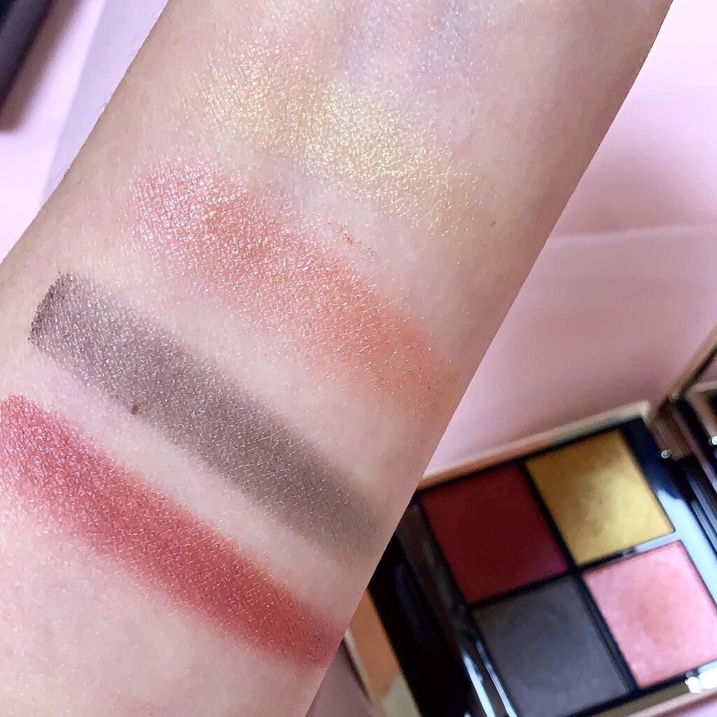 シグニチャー カラー アイズ/SUQQU/アイシャドウパレットを使ったクチコミ(2枚目)