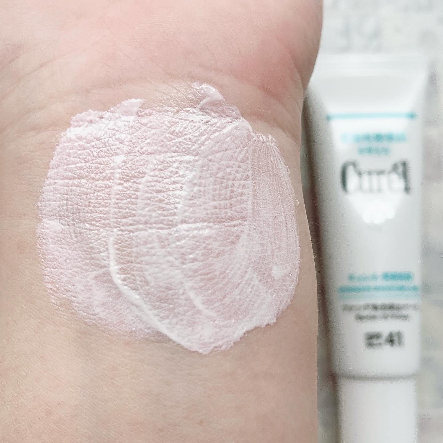 キュレル 潤浸保湿 ファンデ負担防止ベース/キュレル/化粧下地を使ったクチコミ（3枚目）