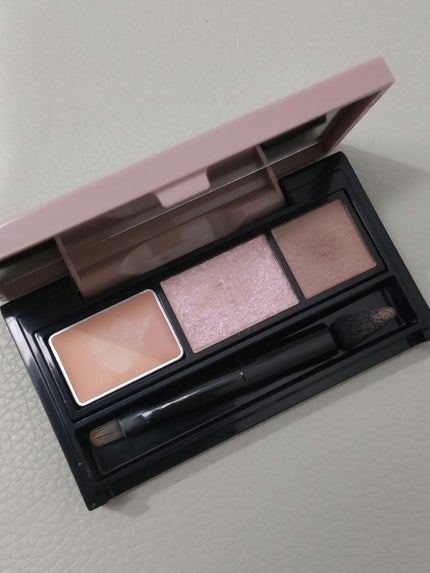 アンダーアイファインダー/KATE/パレットコンシーラーを使ったクチコミ(2枚目)