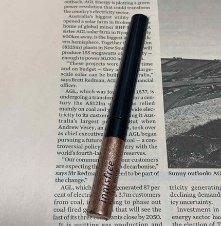 トゥインクル グリッター/innisfree/リキッドアイライナーを使ったクチコミ(1枚目)