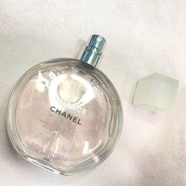 CHANEL チャンス オー フレッシュ ヘア ミストのクチコミ「丸いボトルが可愛い🫧

CHANEL(シャネル)
ピンク→チャンス オー タンドゥル オードゥ.....」（3枚目）