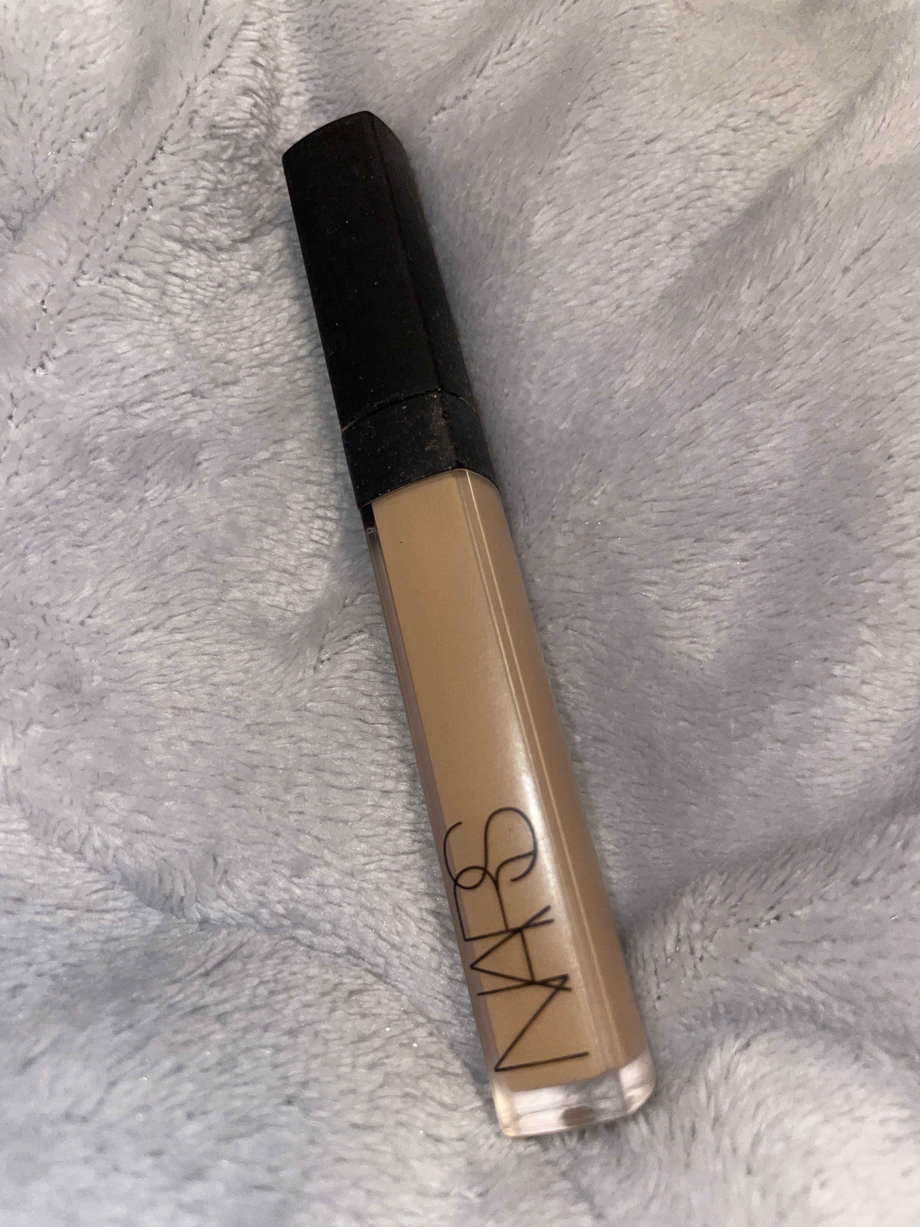 ラディアントクリーミーコンシーラー/NARS/リキッドコンシーラーを使ったクチコミ（1枚目）