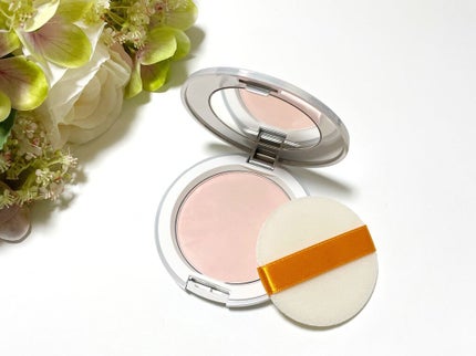 EPORASHE マイクロフィニッシングパウダーのクチコミ「エポラーシェ マイクロフィニッシングパウダーを使ってみました♪
エポラーシェ シリーズは.....」(1枚目)