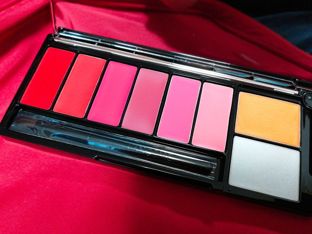 ビューティーボックス (クリスマスコフレ 2018)/LANCOME/メイクアップキットを使ったクチコミ（3枚目）