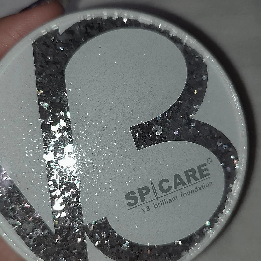 V3 ブリリアント ファンデーション/SPICARE/クッションファンデーションを使ったクチコミ（2枚目）