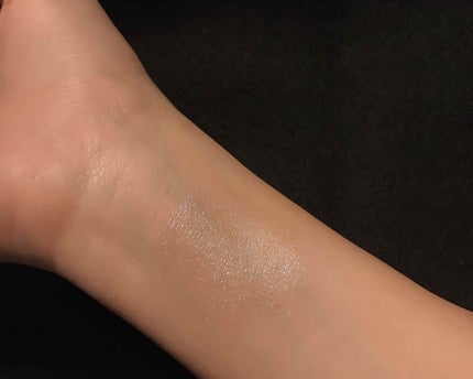 ルージュ ピュールクチュール ヴェルニ ヴィニルクリーム/YVES SAINT LAURENT BEAUTE/口紅を使ったクチコミ(4枚目)