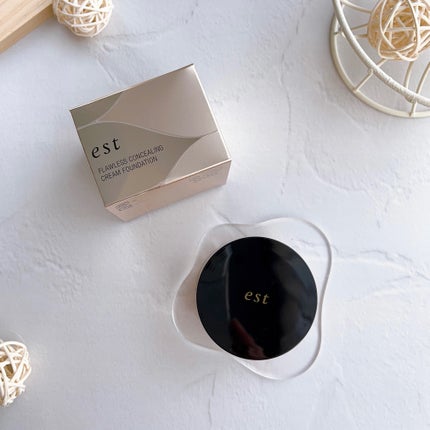 エスト フローレス コンシーリング クリームファンデーション/est/クリーム・エマルジョンファンデーションを使ったクチコミ(6枚目)