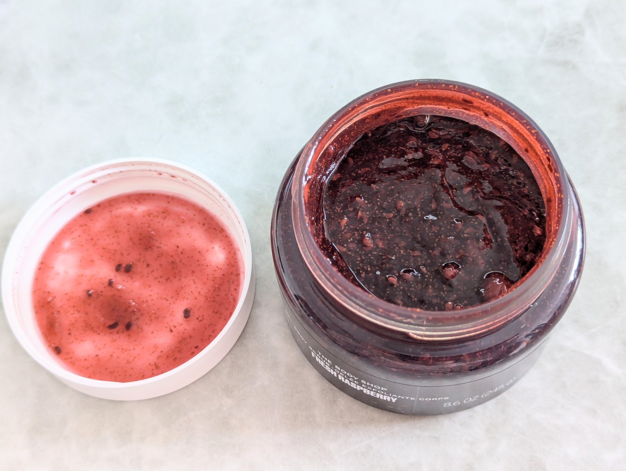 ボディスクラブ フレッシュラズベリー/THE BODY SHOP/ボディスクラブを使ったクチコミ（2枚目）